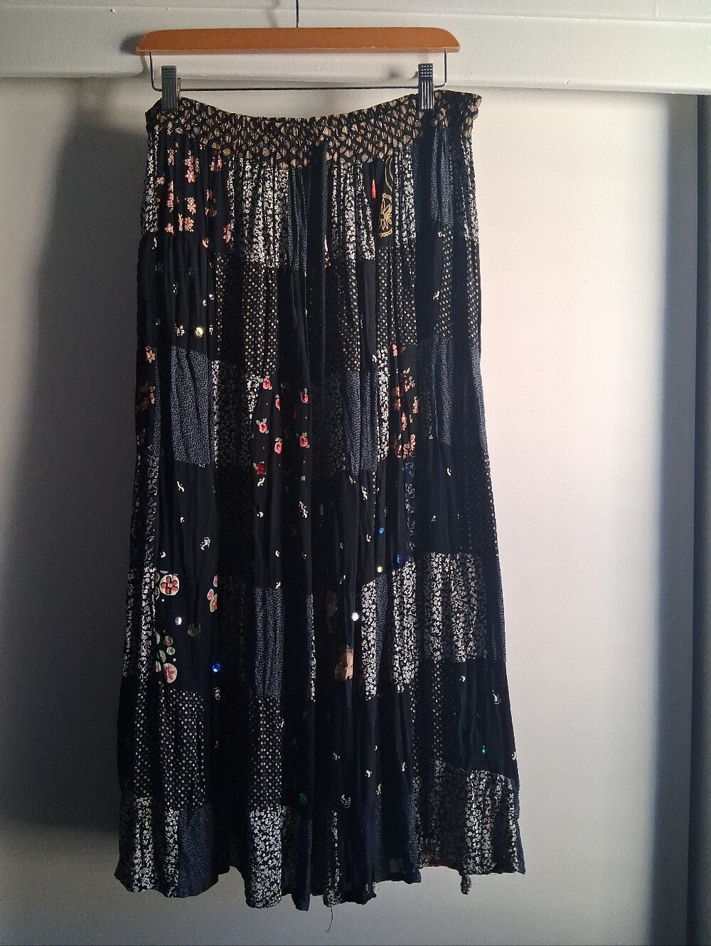 Floral Patchwork Midi Skirt W/ Sequins Detail One Size Pull-on Multicolored